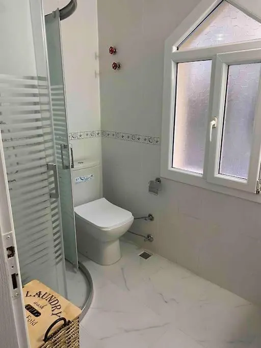 Deniz Manzarali, Havuzlu Ve Bahceli Triplex Villa Kusadasi Turkey